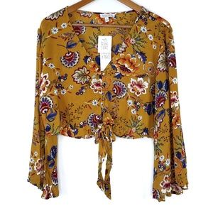 Patrons Of Peach Bell Sleeve Floral Crop Top**